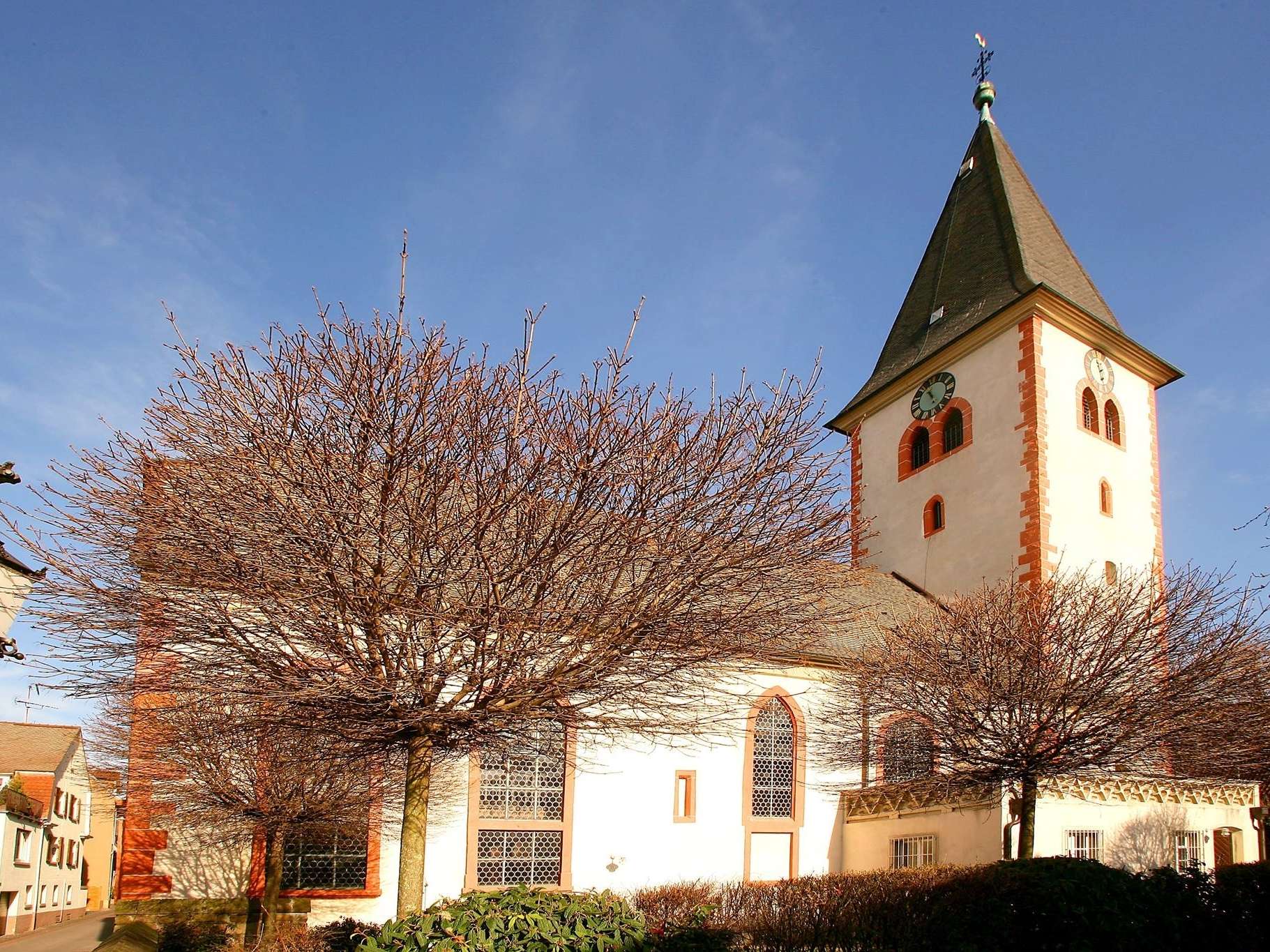  Die evangelische Mauritiuskirche in Leimen-Mitte 